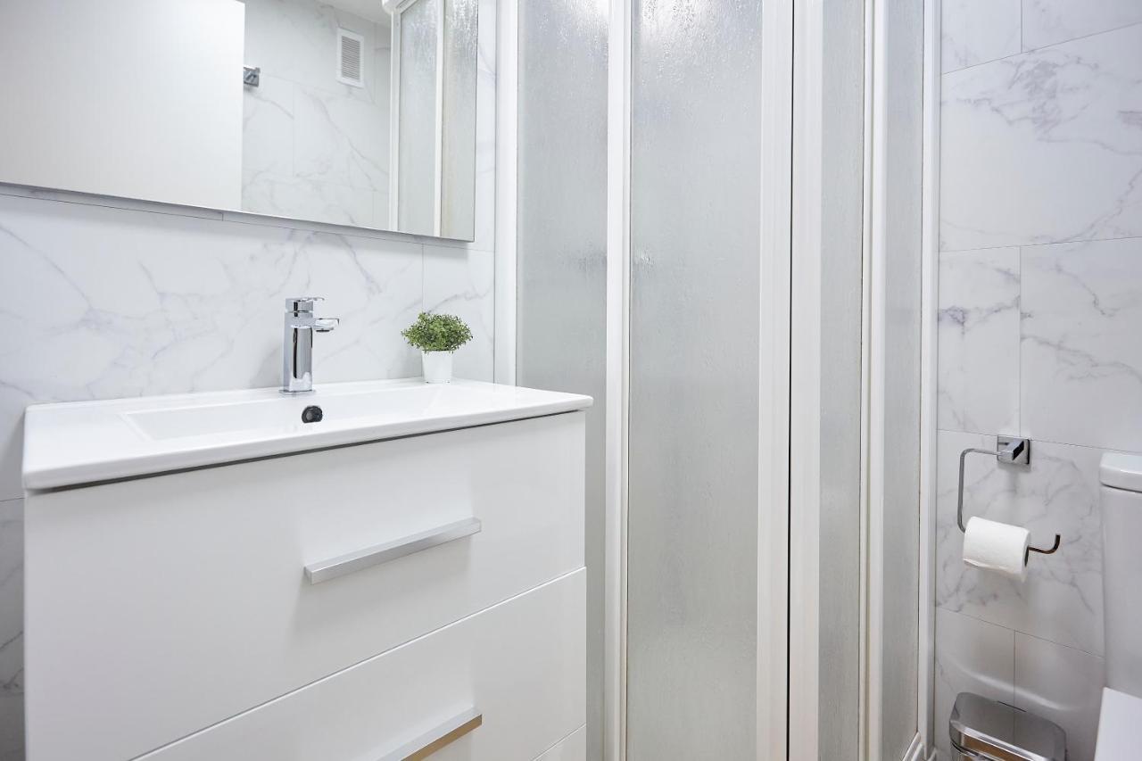 Izpizua Apartment San Sebastian Luaran gambar